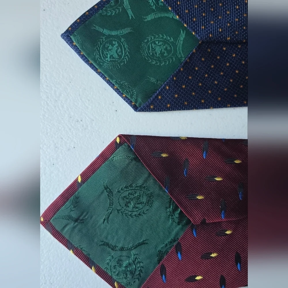Tommy Hilfiger Bundle Mens blue&red ties